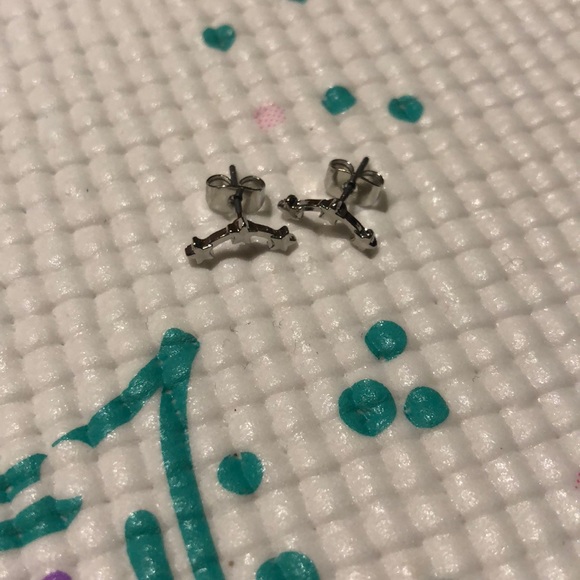 2/$8! Stars Stud Earrings - Picture 2 of 2